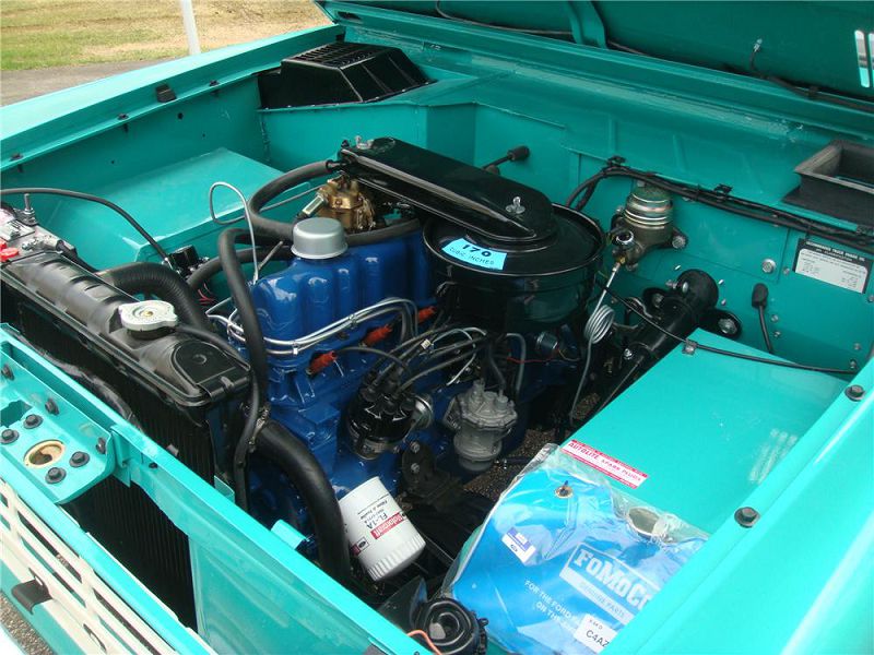 Ford Bronco - двигатель