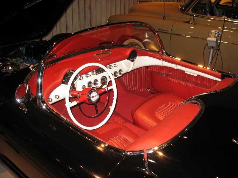 Chevrolet Corvette 1954 года салон