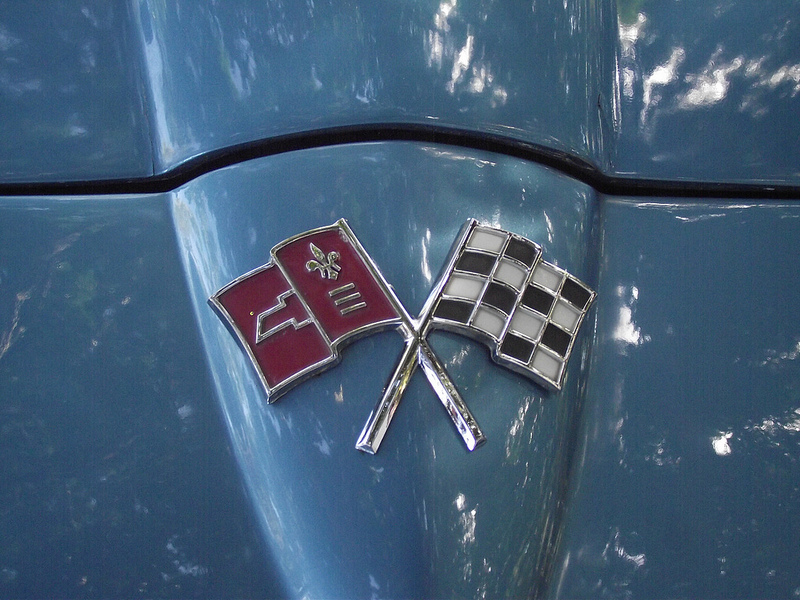 Chevrolet Corvette Sting Ray 1966 года логотип